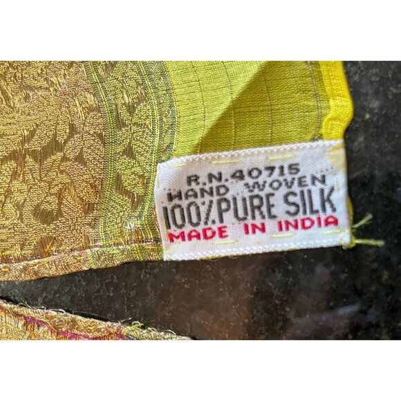 Vintage Scarf Yellow & Gold 100% Pure Silk Gold Thread Floral Pattern Handwoven - Picture 2 of 10
